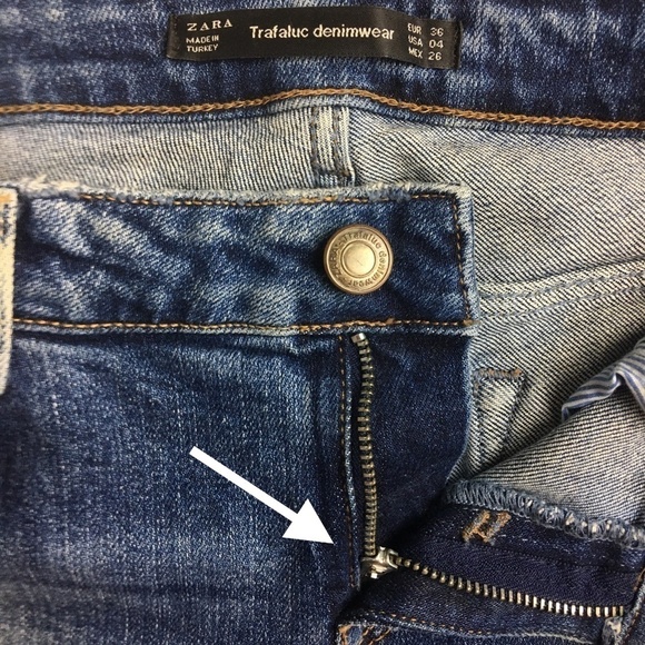 Zara Distressed Trafaluc Denimwear Jeans 4 - Picture 3 of 7